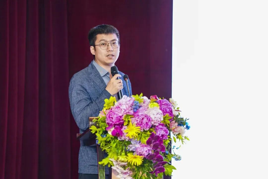 bf05c89308d9a1586851c32073ea839b 金狮贵宾会-宾至如归-尊贵显赫